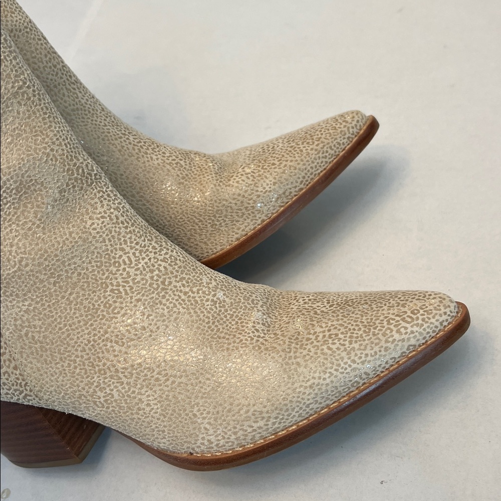 MATISSE CATY WOMEN’S CREAM LEATHER POINTY TOE ANIMAL PRINT ANKLE BOOTS SIZE 7 - Picture 16 of 16